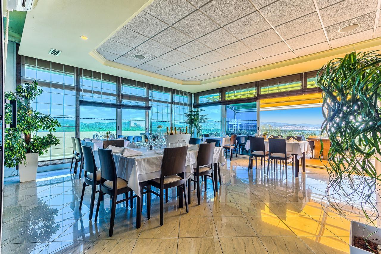 Hotel Panorama ชิเบนิก ภายนอก รูปภาพ