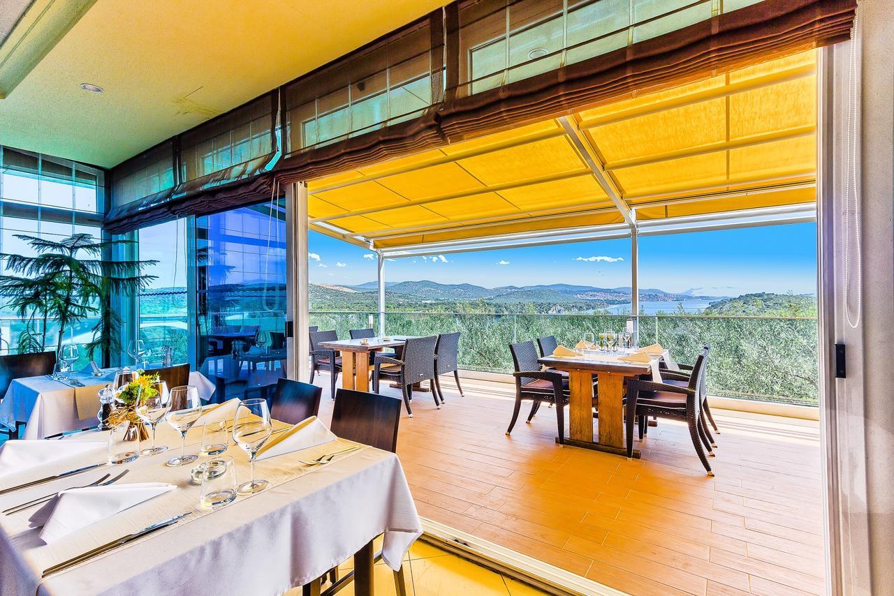 Hotel Panorama ชิเบนิก ภายนอก รูปภาพ